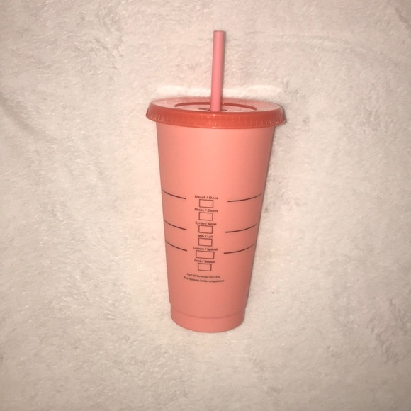 BRAND NEW 2020 Color Changimg cup - Picture 2 of 3